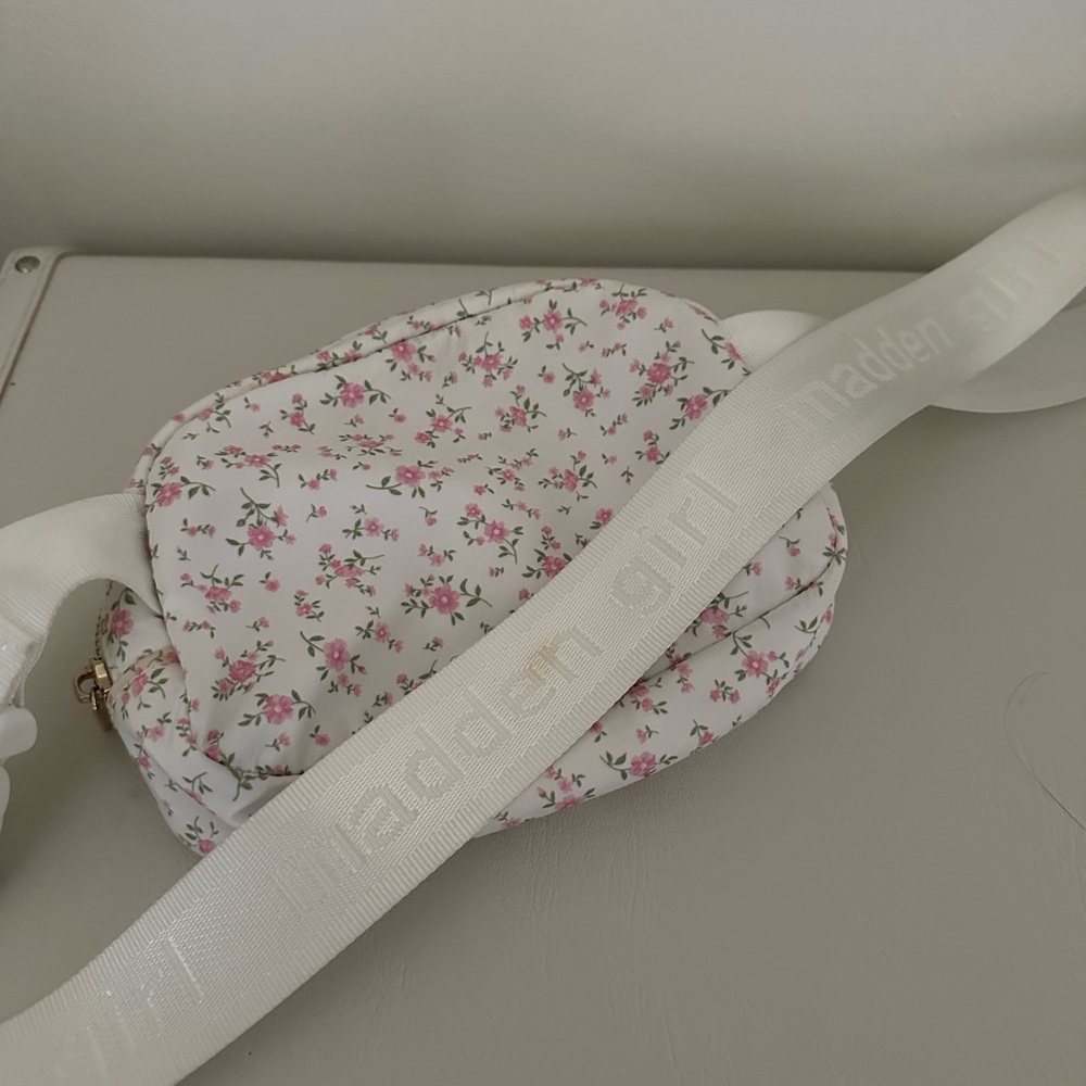 Madden Girl White and Pink Floral Bag - Picture 6 of 6